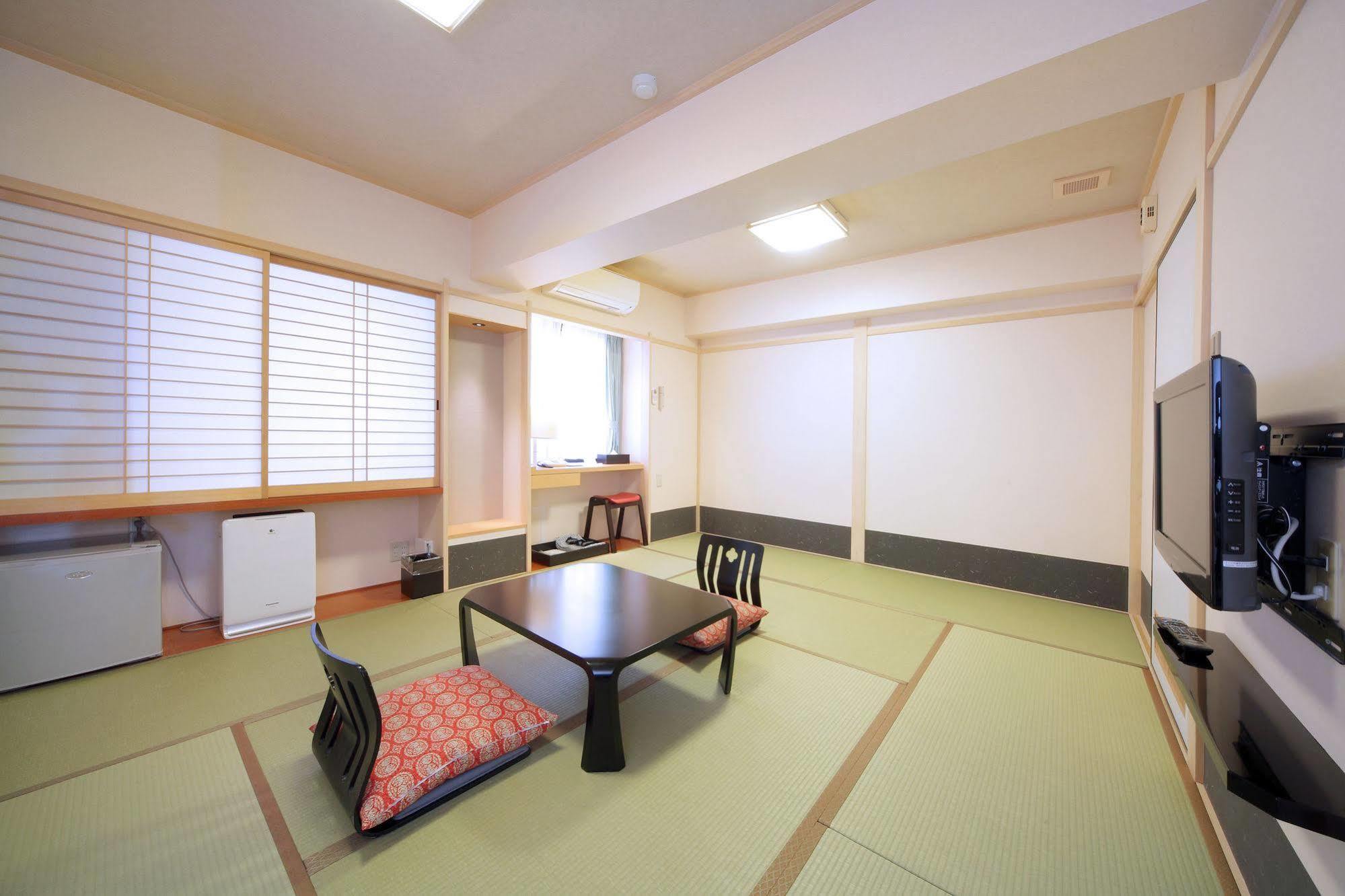 Hotel Chatelet Inn Kyōto Exterior foto